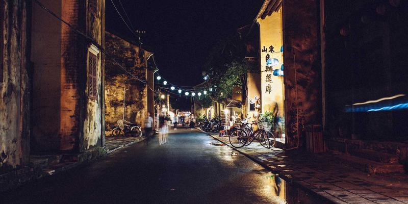 企业数字化转型双引擎：专业网站建设与高效企业软件选型指南